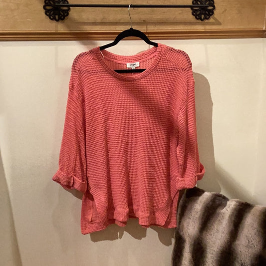 Waffle Knit 3/4 Rolled Sleeve Round Neck Top with High Low